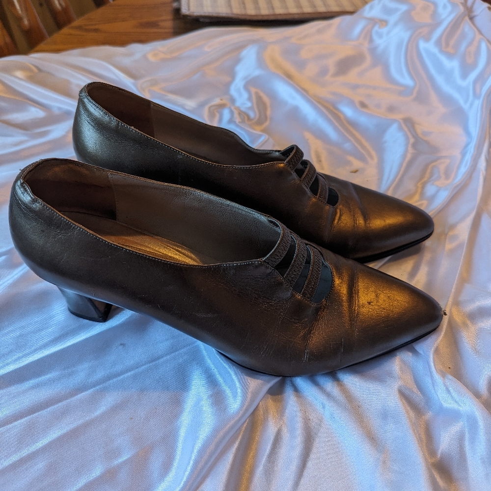 Shoes - Picture 9 of 9